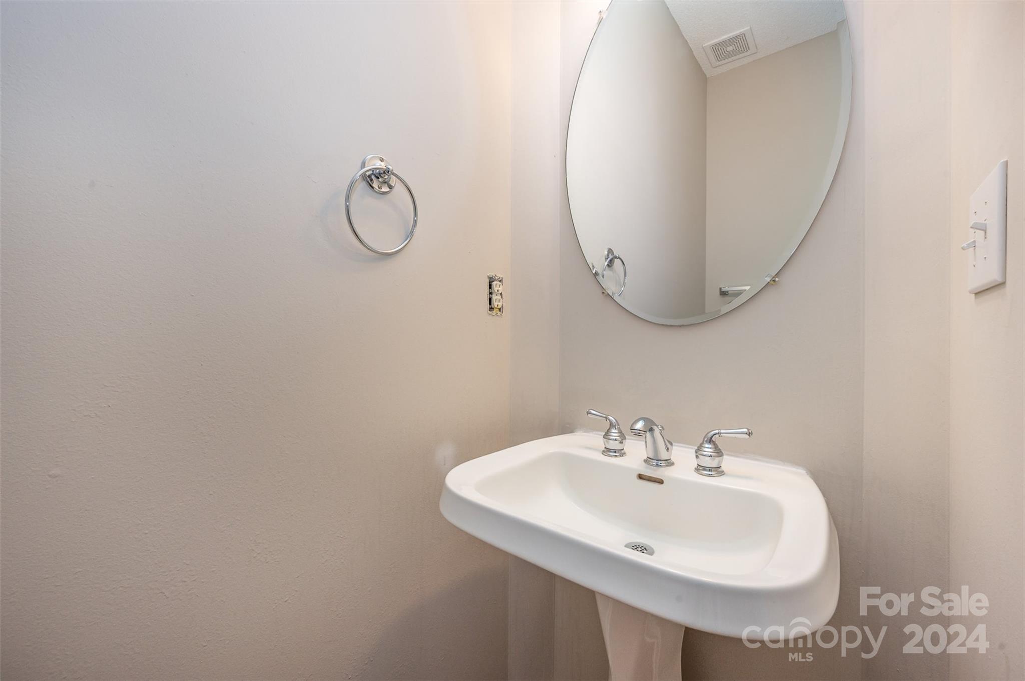 6922 Culloden More Court