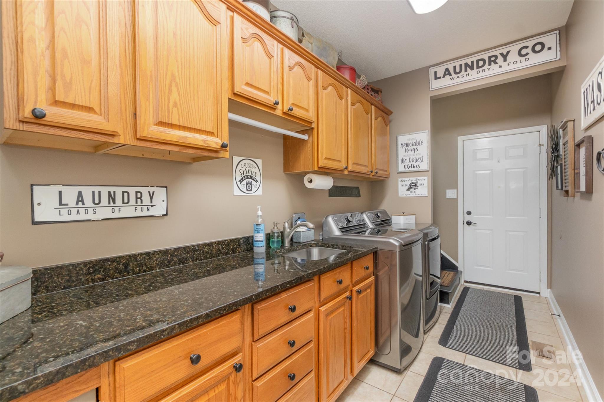 1424 Paraham Road S