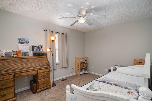 112 Hayworth Lane
