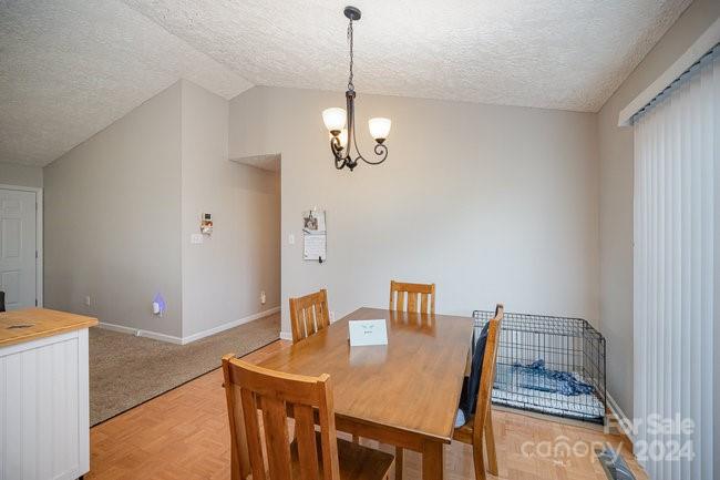 112 Hayworth Lane