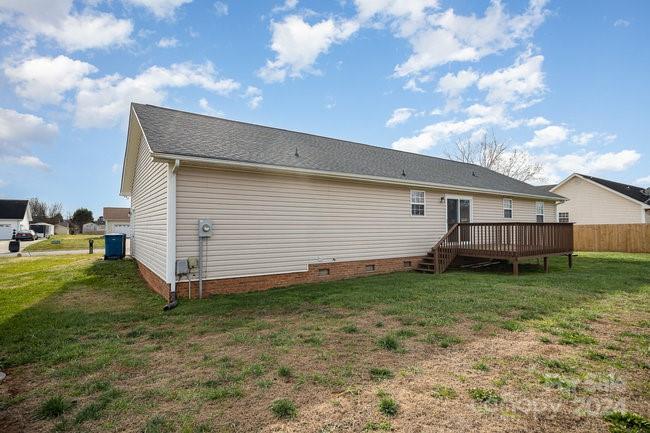 112 Hayworth Lane