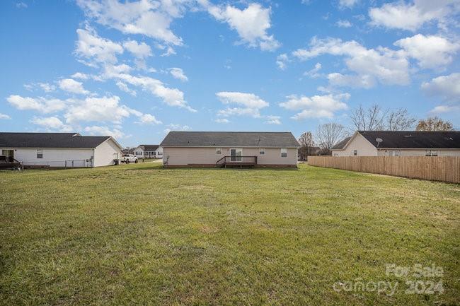 112 Hayworth Lane