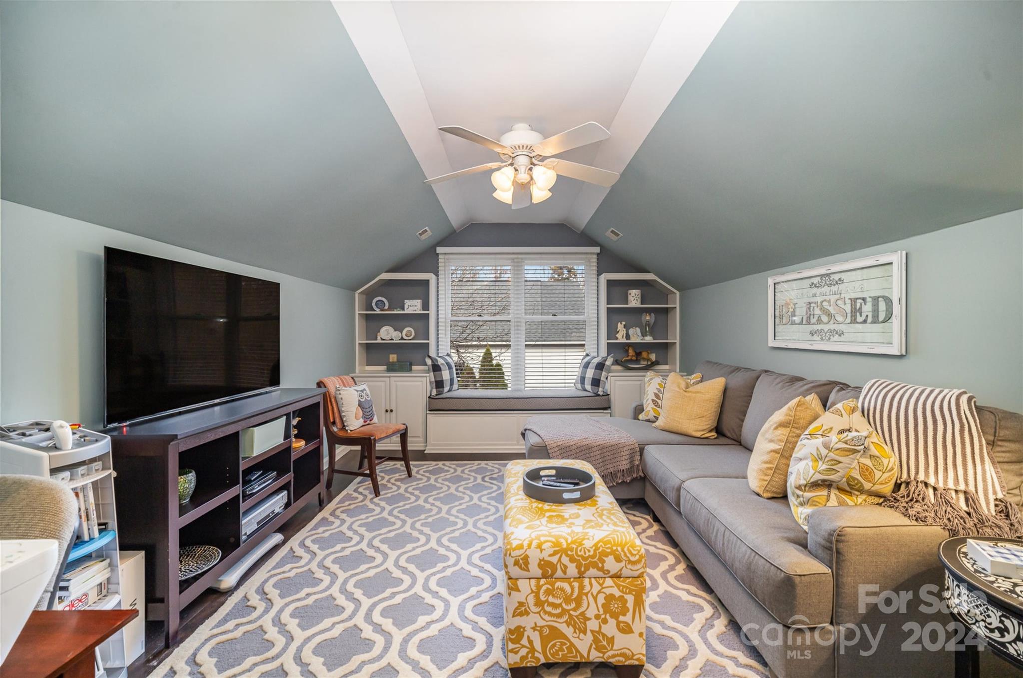 3989 Shakespeare Drive