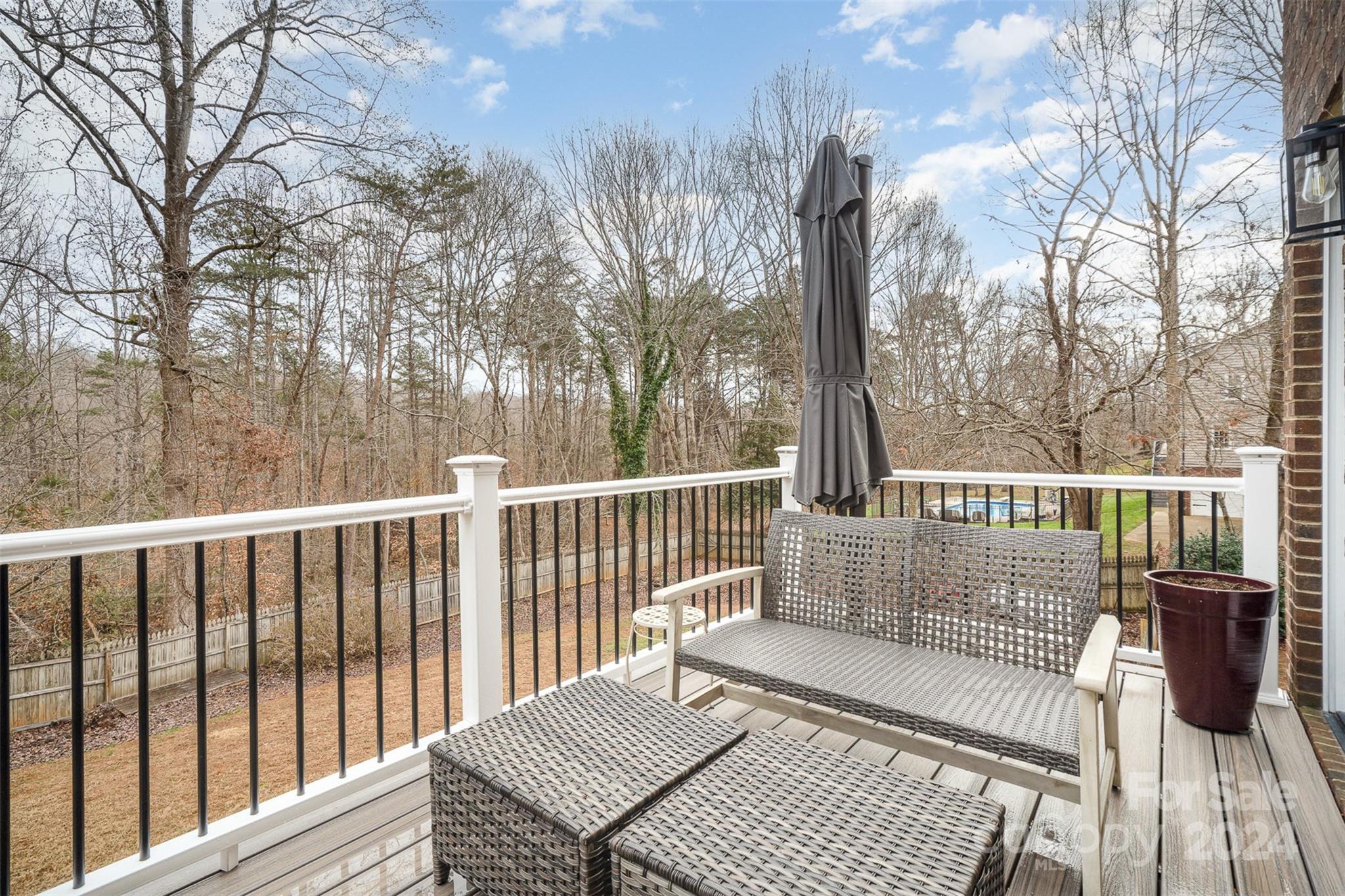 3989 Shakespeare Drive