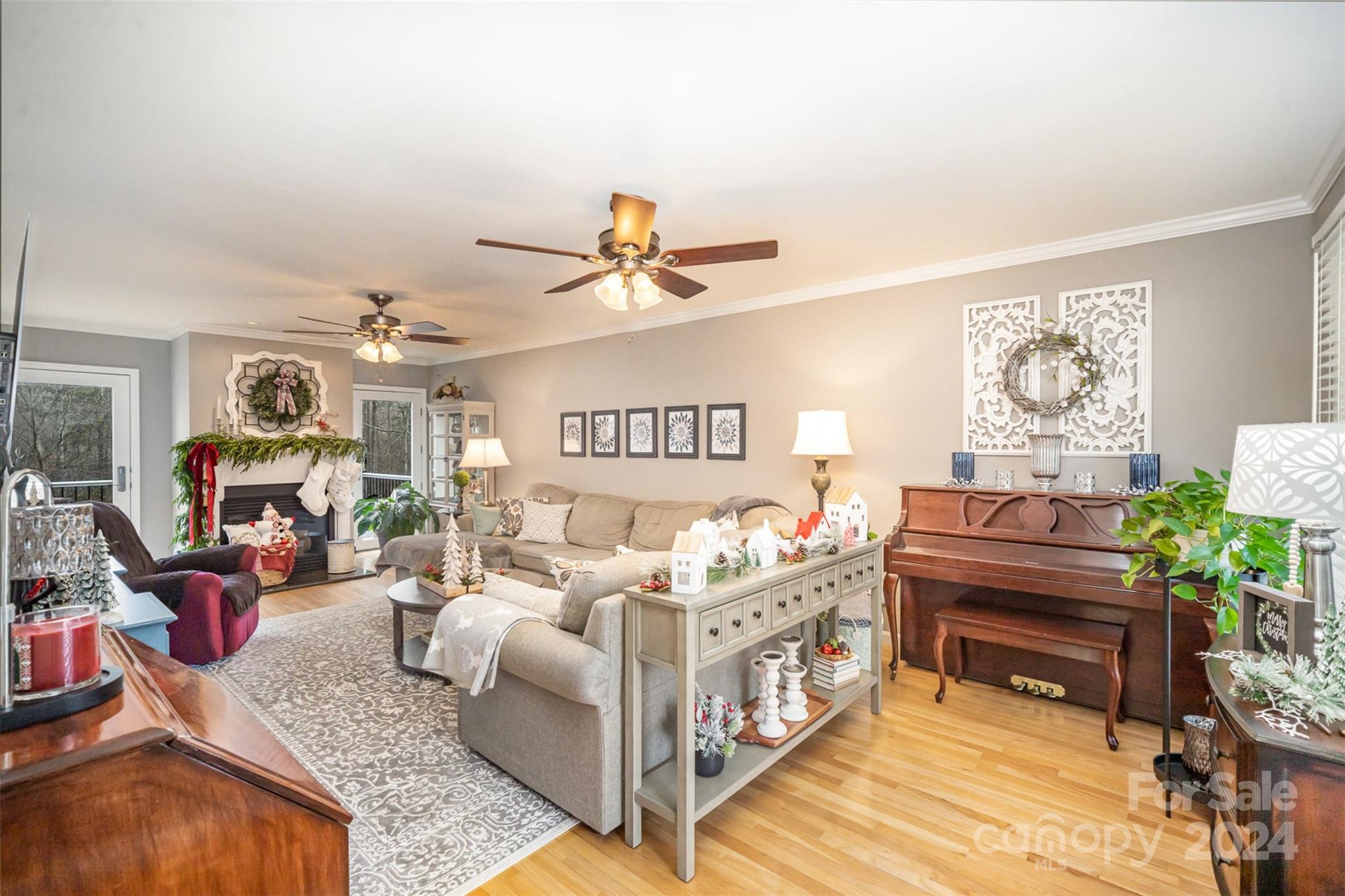 3989 Shakespeare Drive