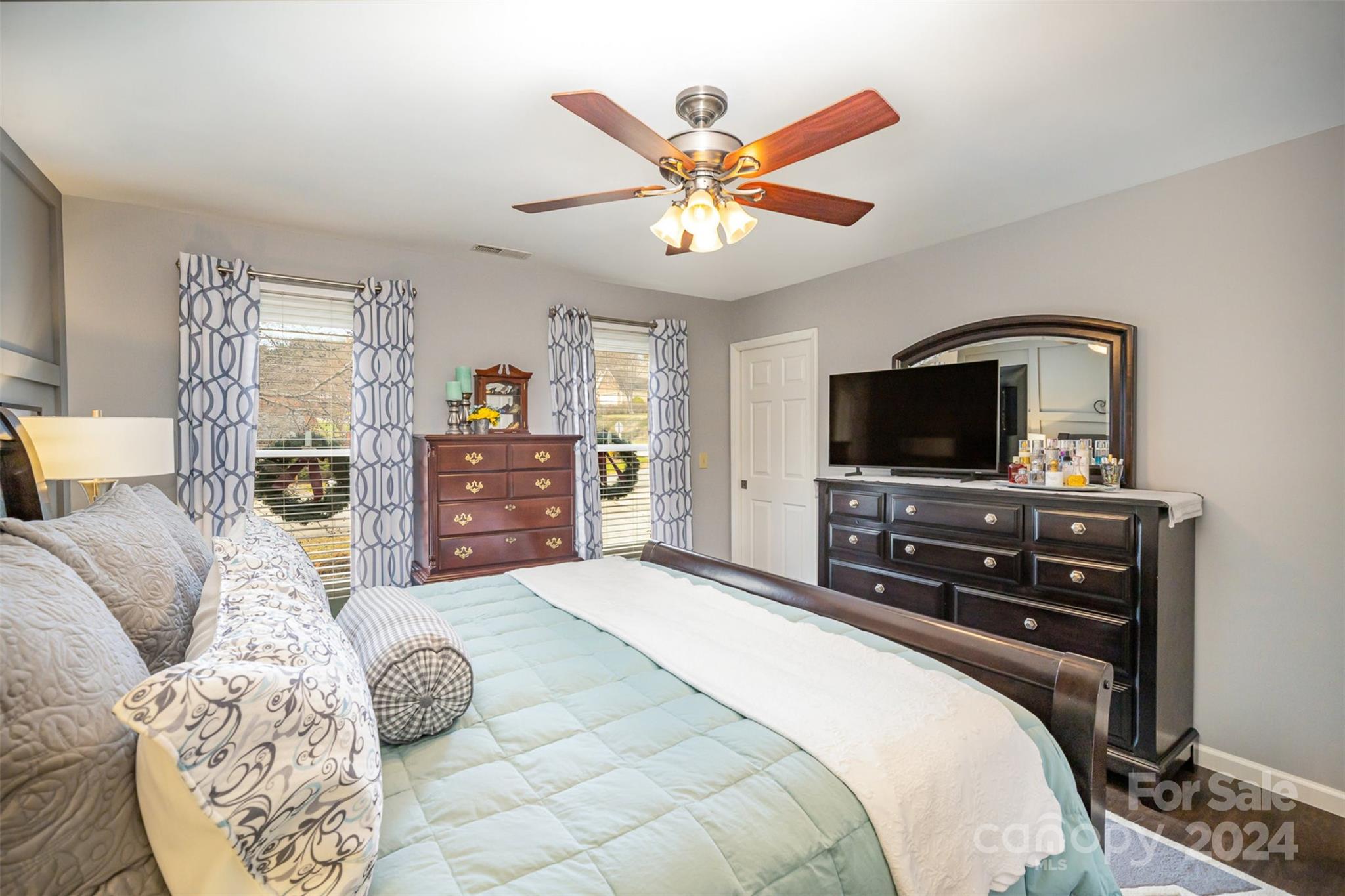 3989 Shakespeare Drive