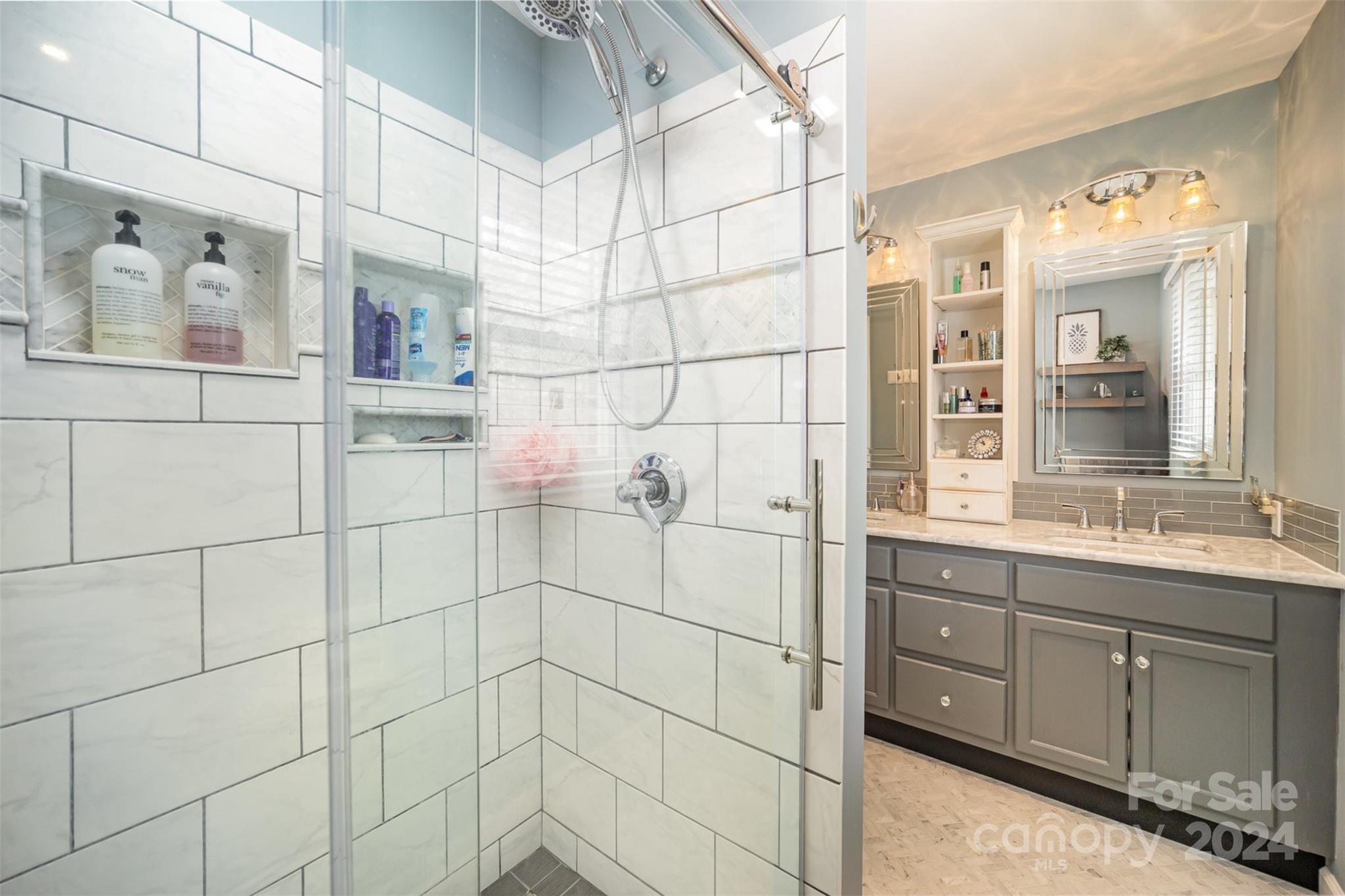 3989 Shakespeare Drive