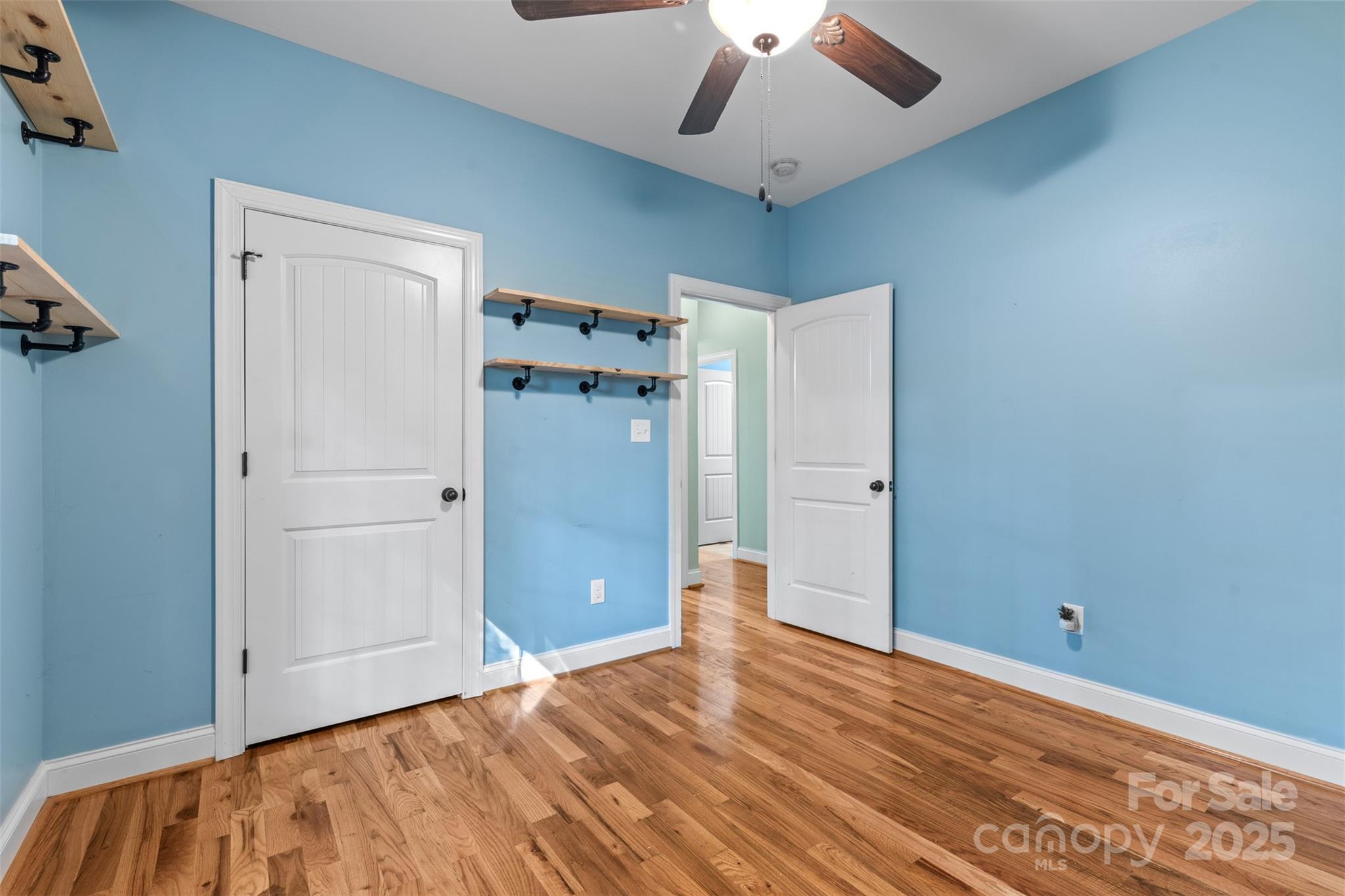 1313 Western Hills Lane