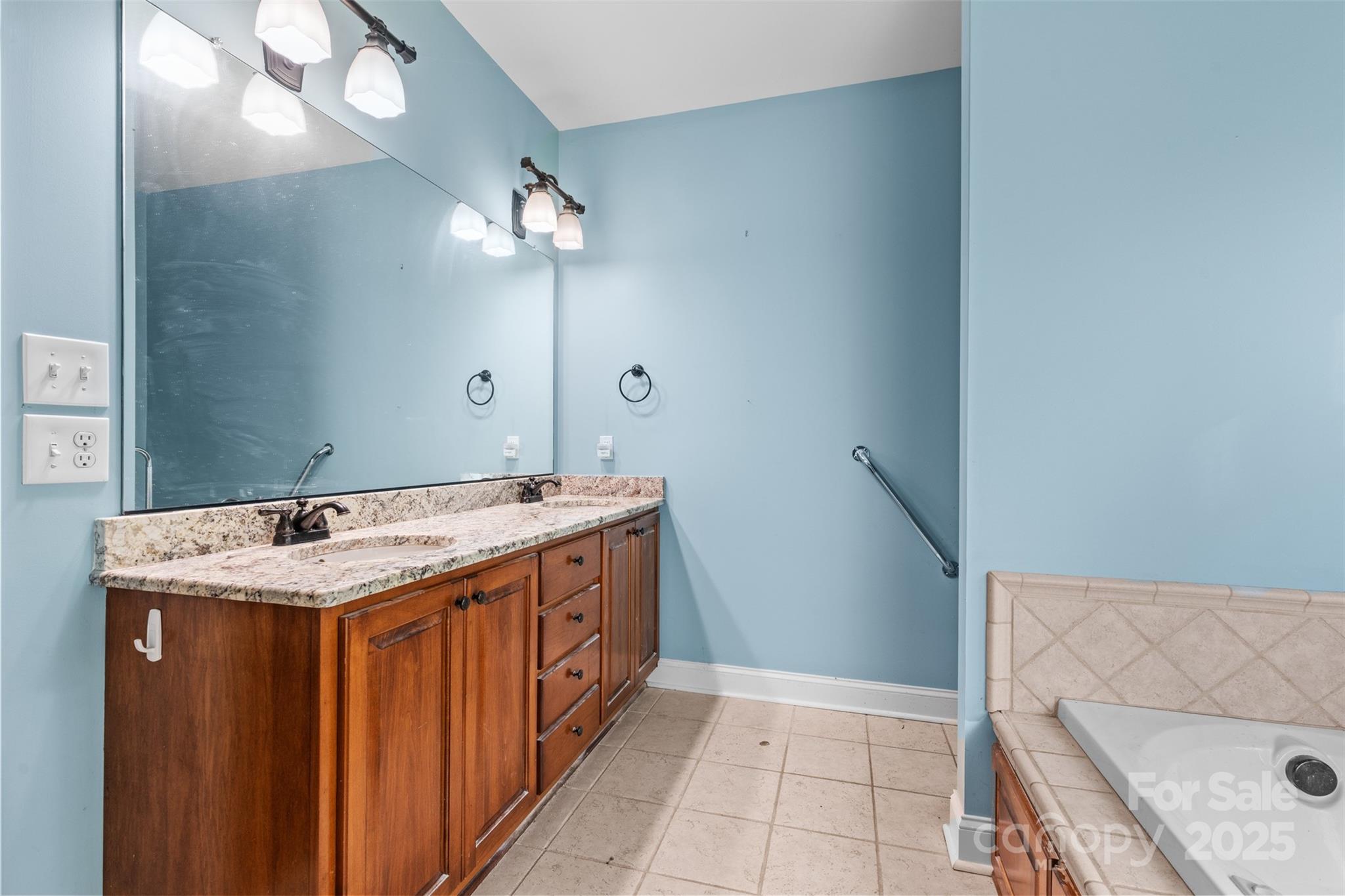 1313 Western Hills Lane