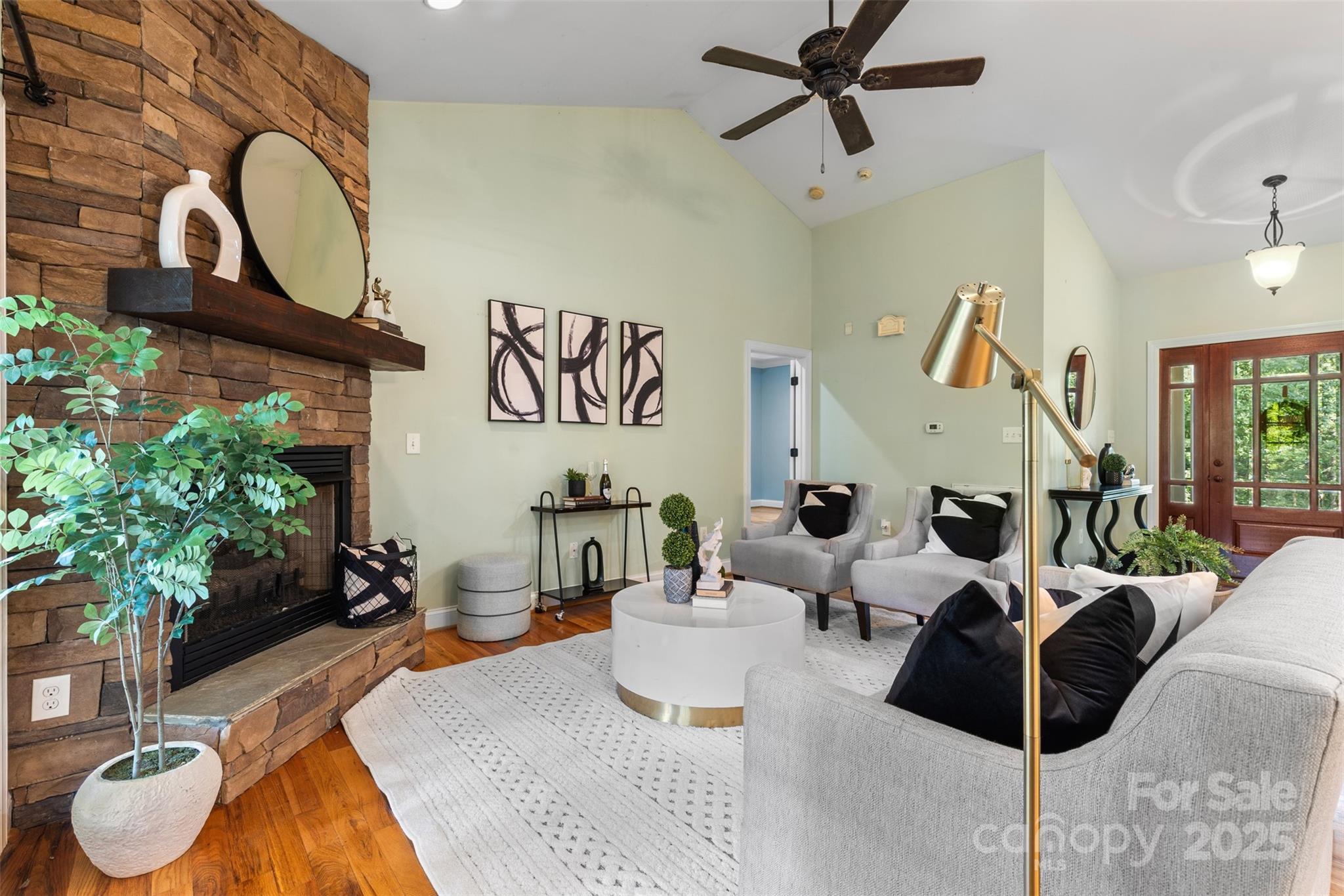 1313 Western Hills Lane