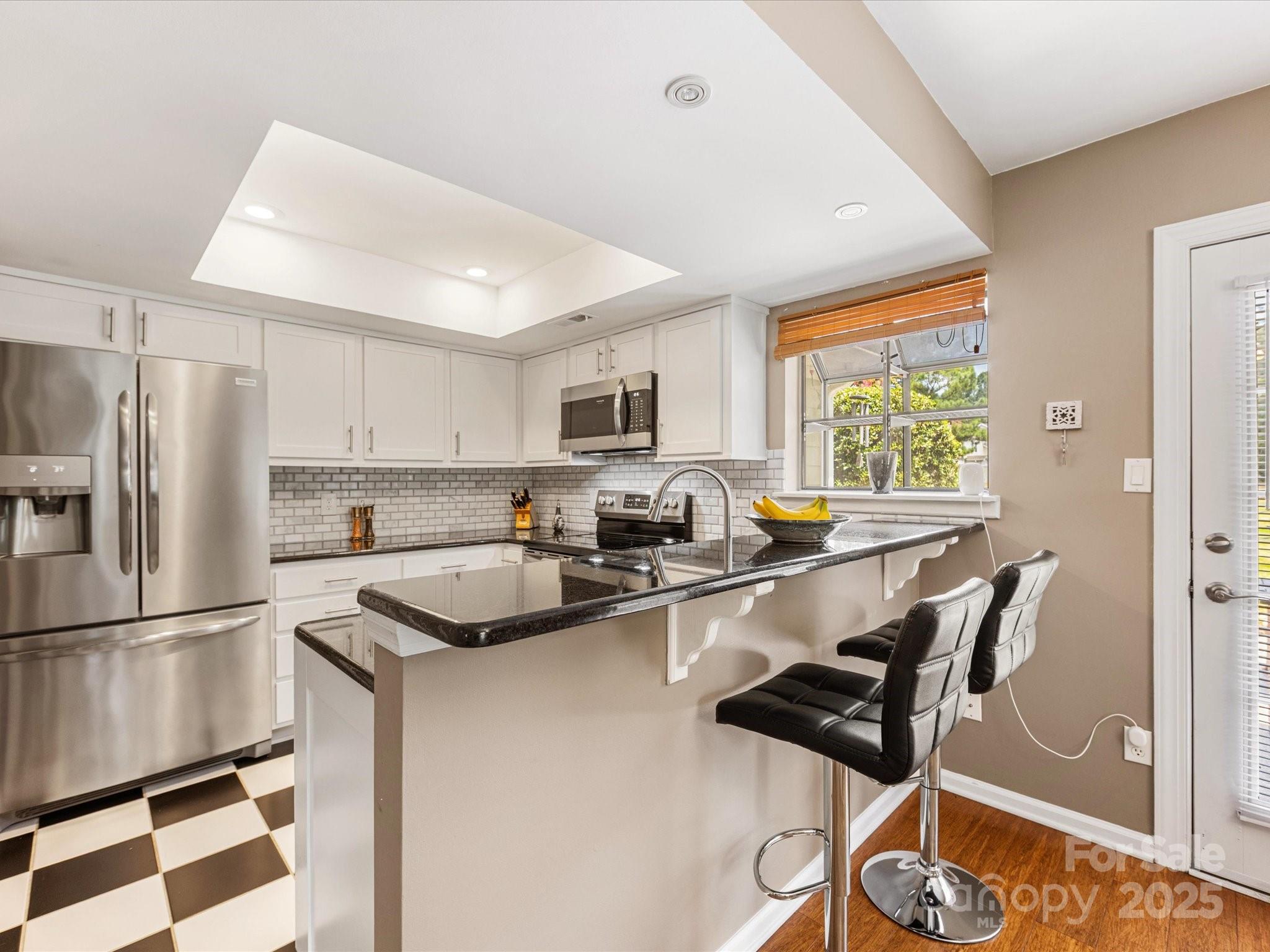 9237 N Vicksburg Park Court