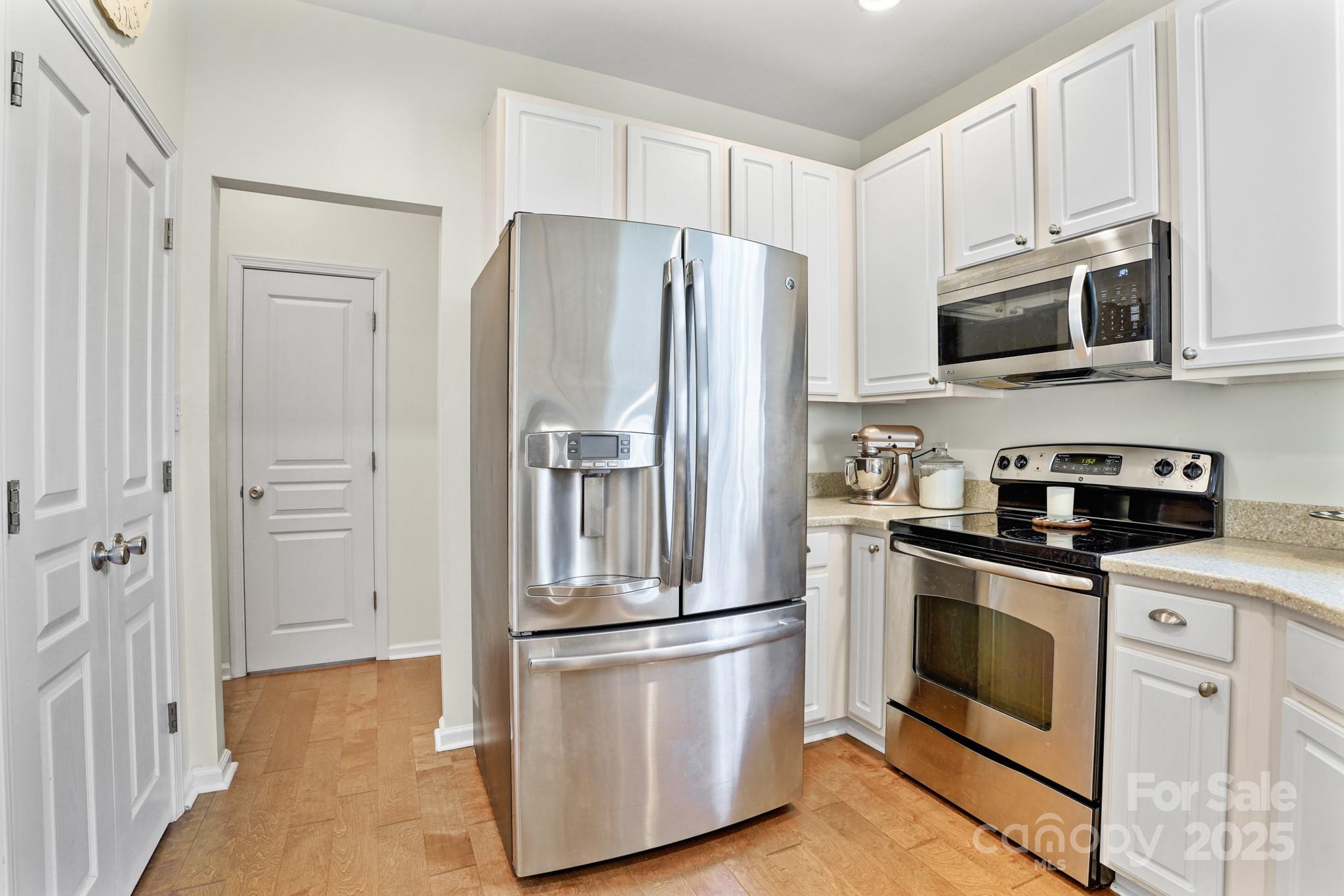 10636 Secret Garden Lane