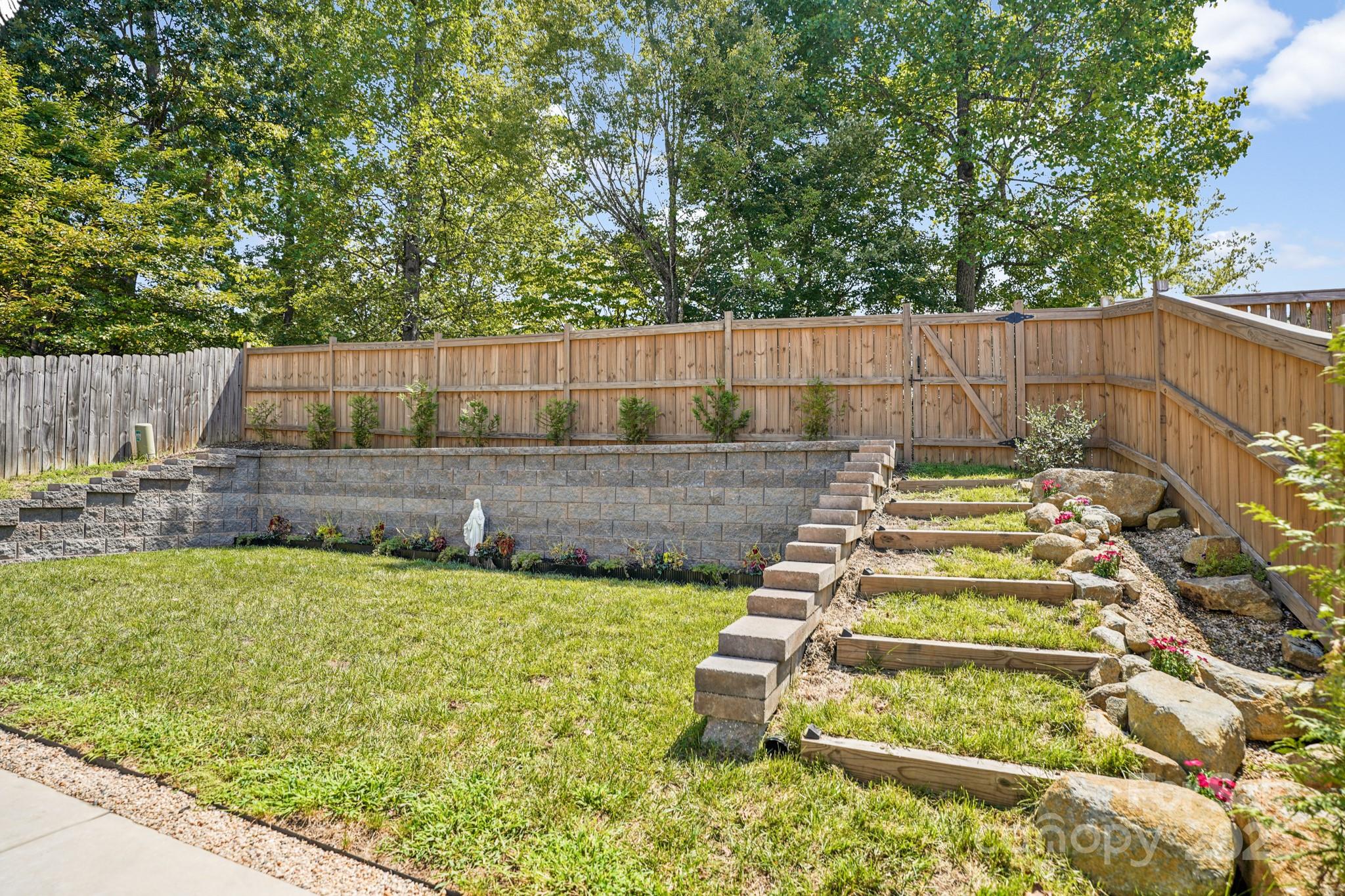 10636 Secret Garden Lane