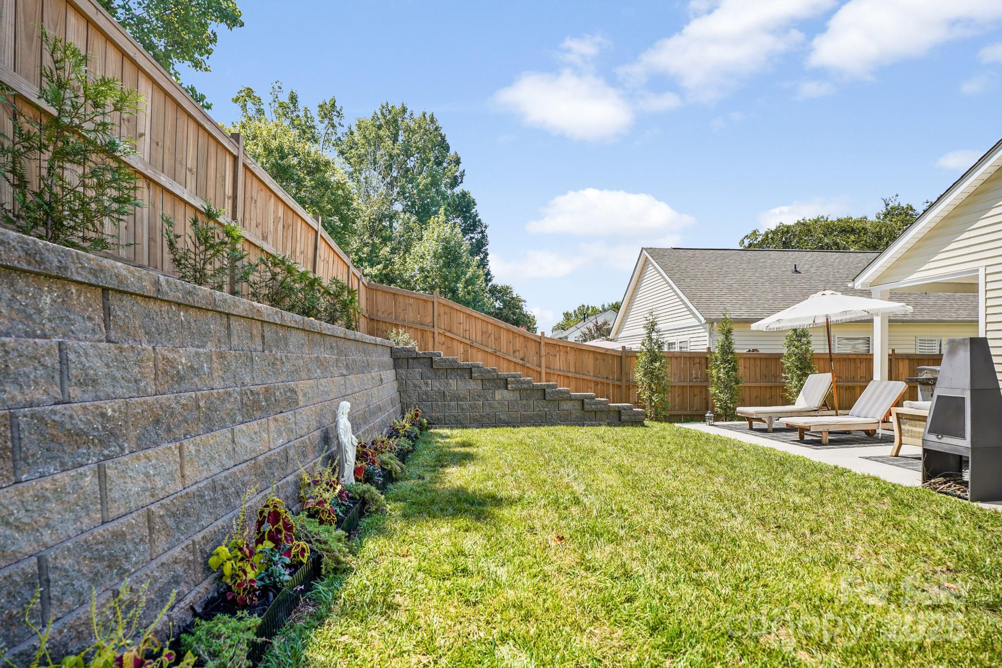 10636 Secret Garden Lane