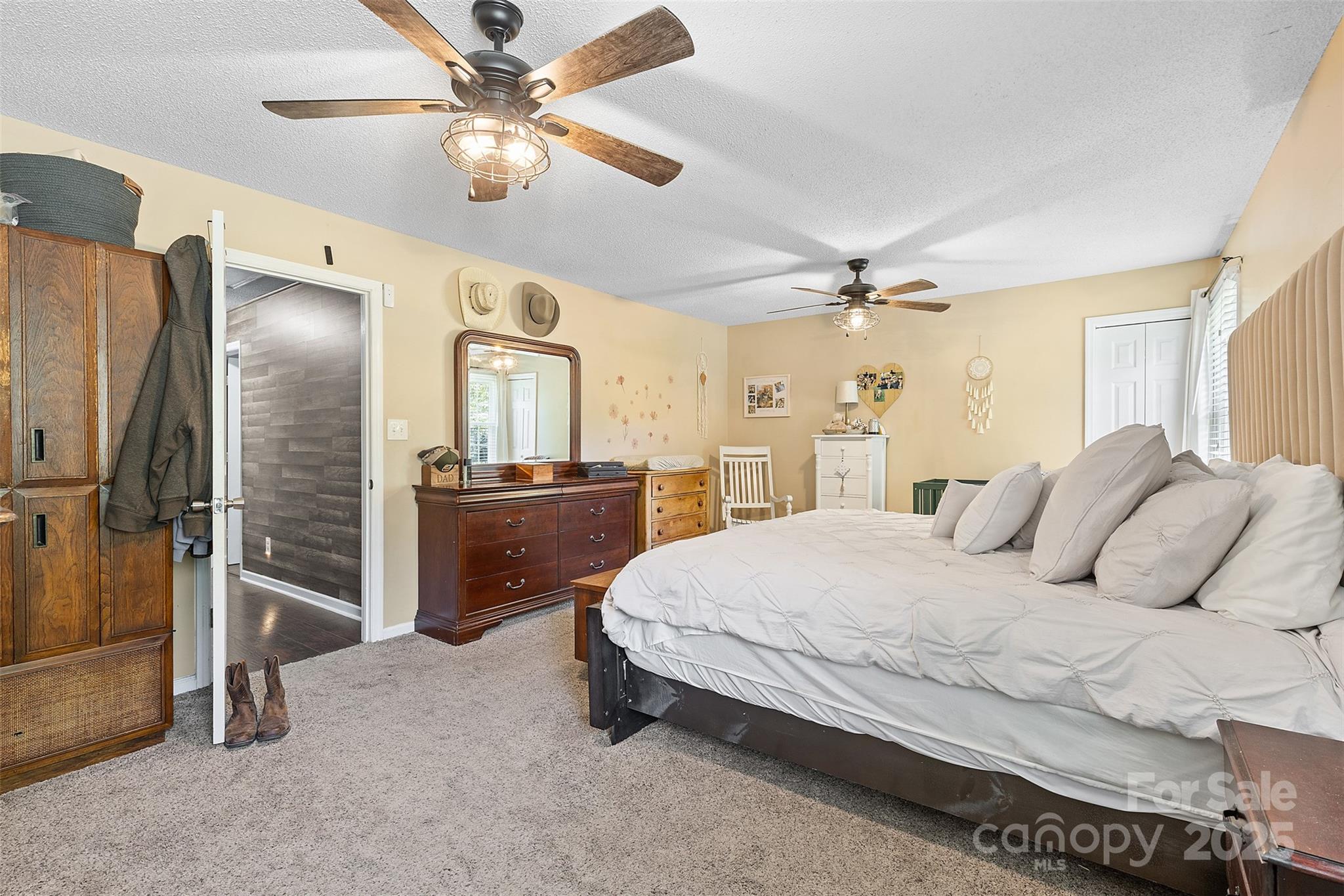 4661 Willie Bayne Lane