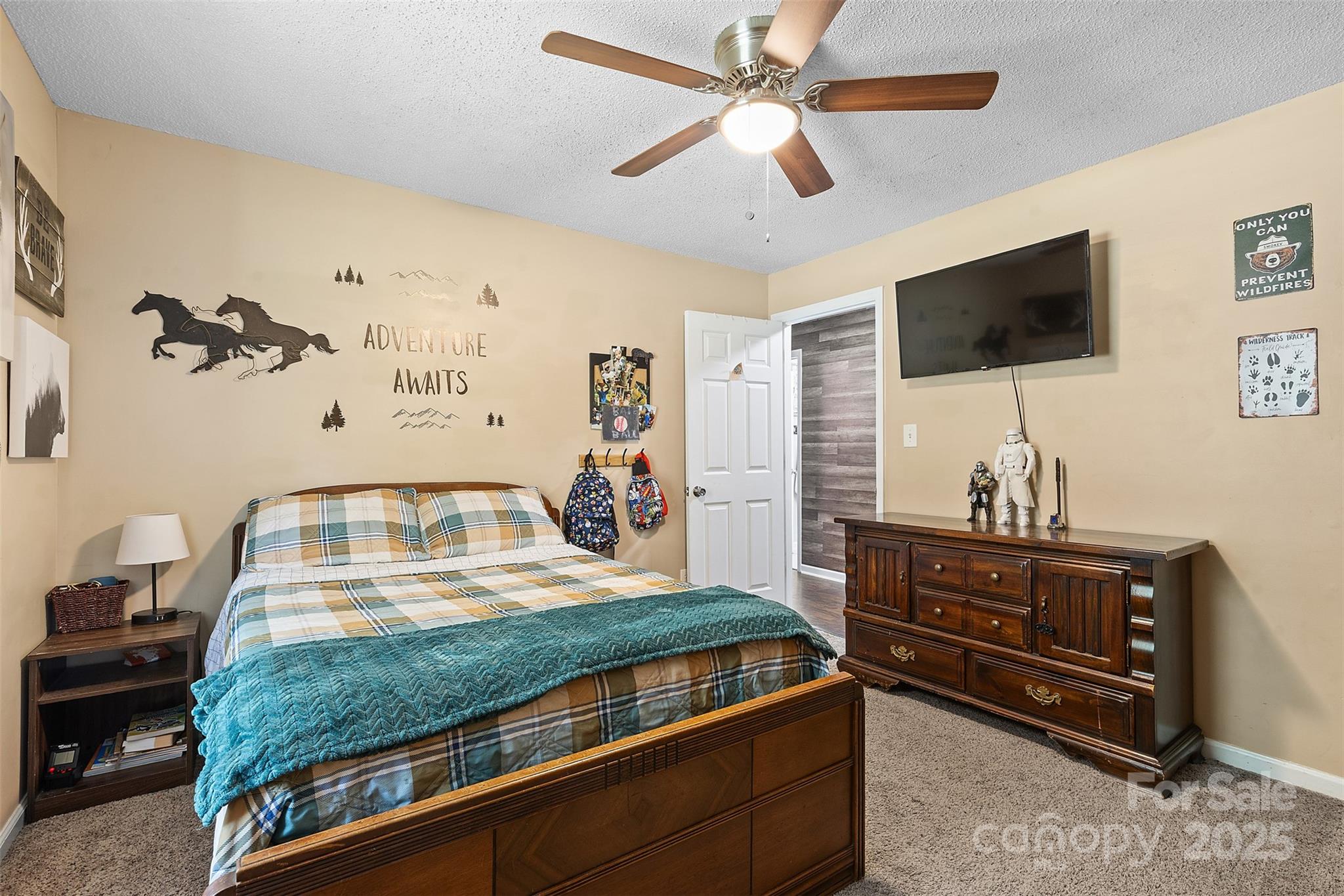 4661 Willie Bayne Lane