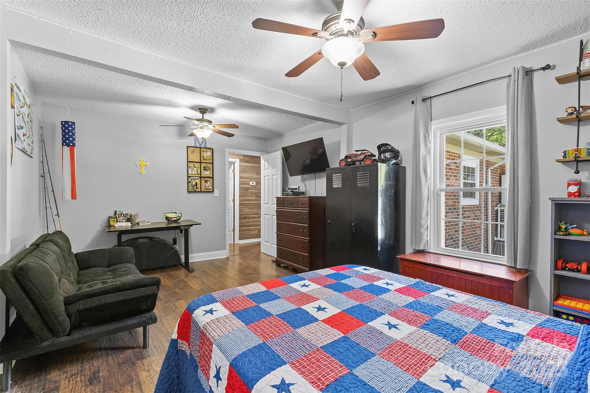 4661 Willie Bayne Lane