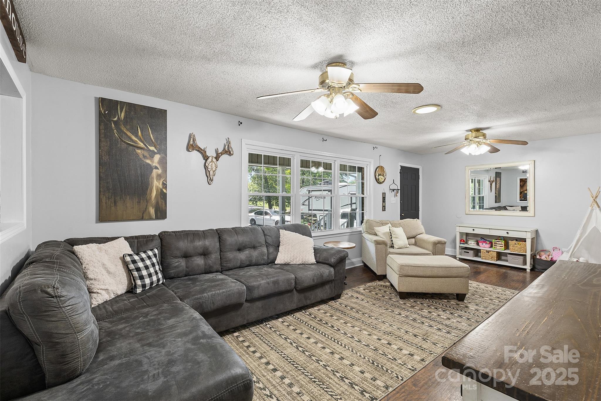 4661 Willie Bayne Lane