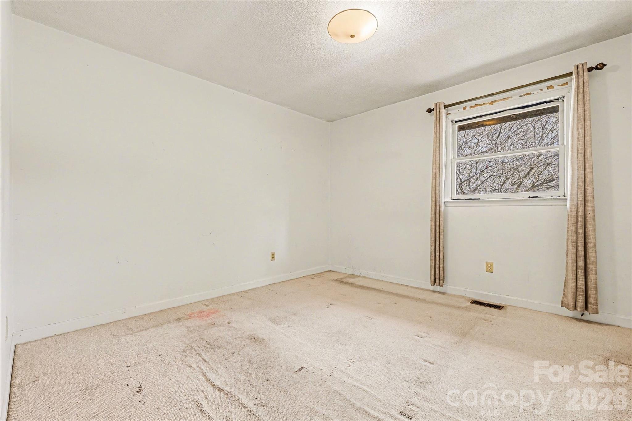 7014 Delisa Drive