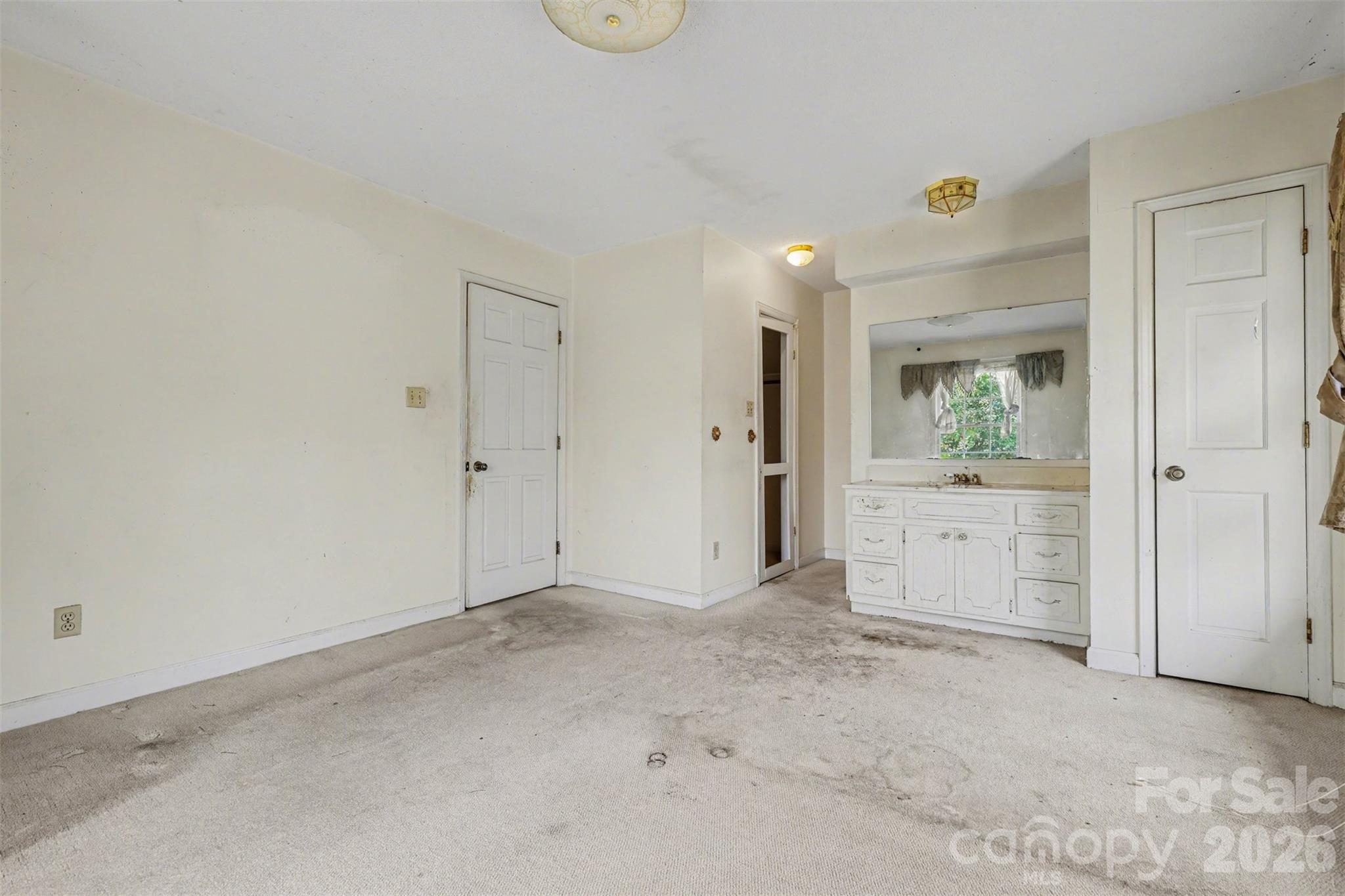 7014 Delisa Drive