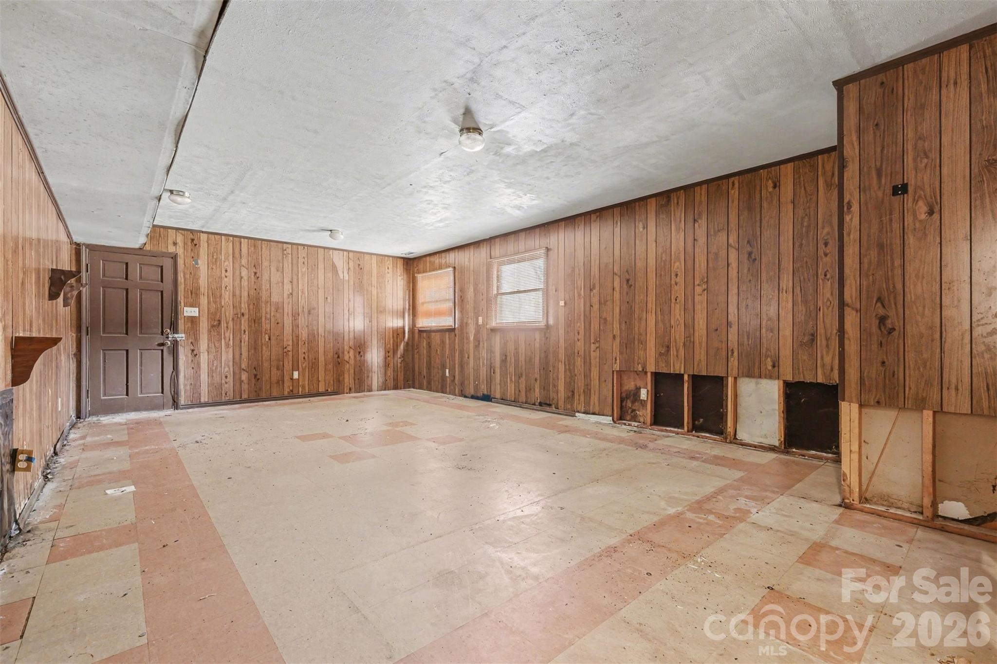 7014 Delisa Drive