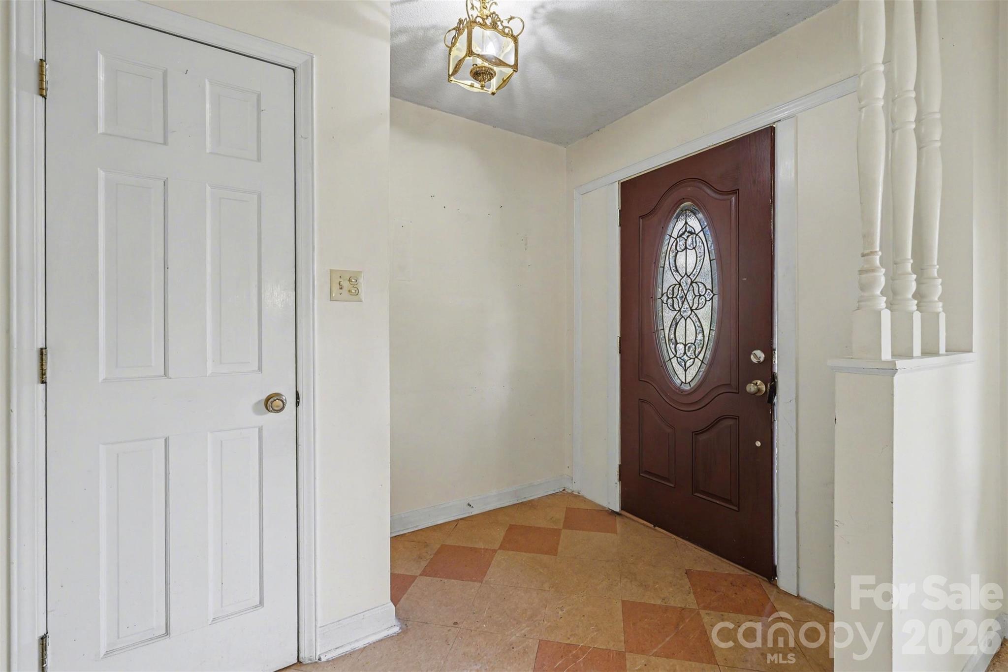 7014 Delisa Drive