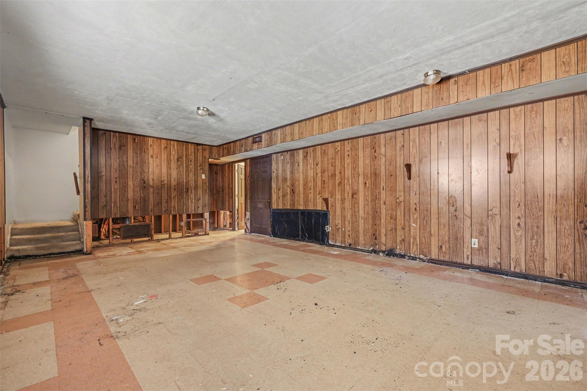 7014 Delisa Drive