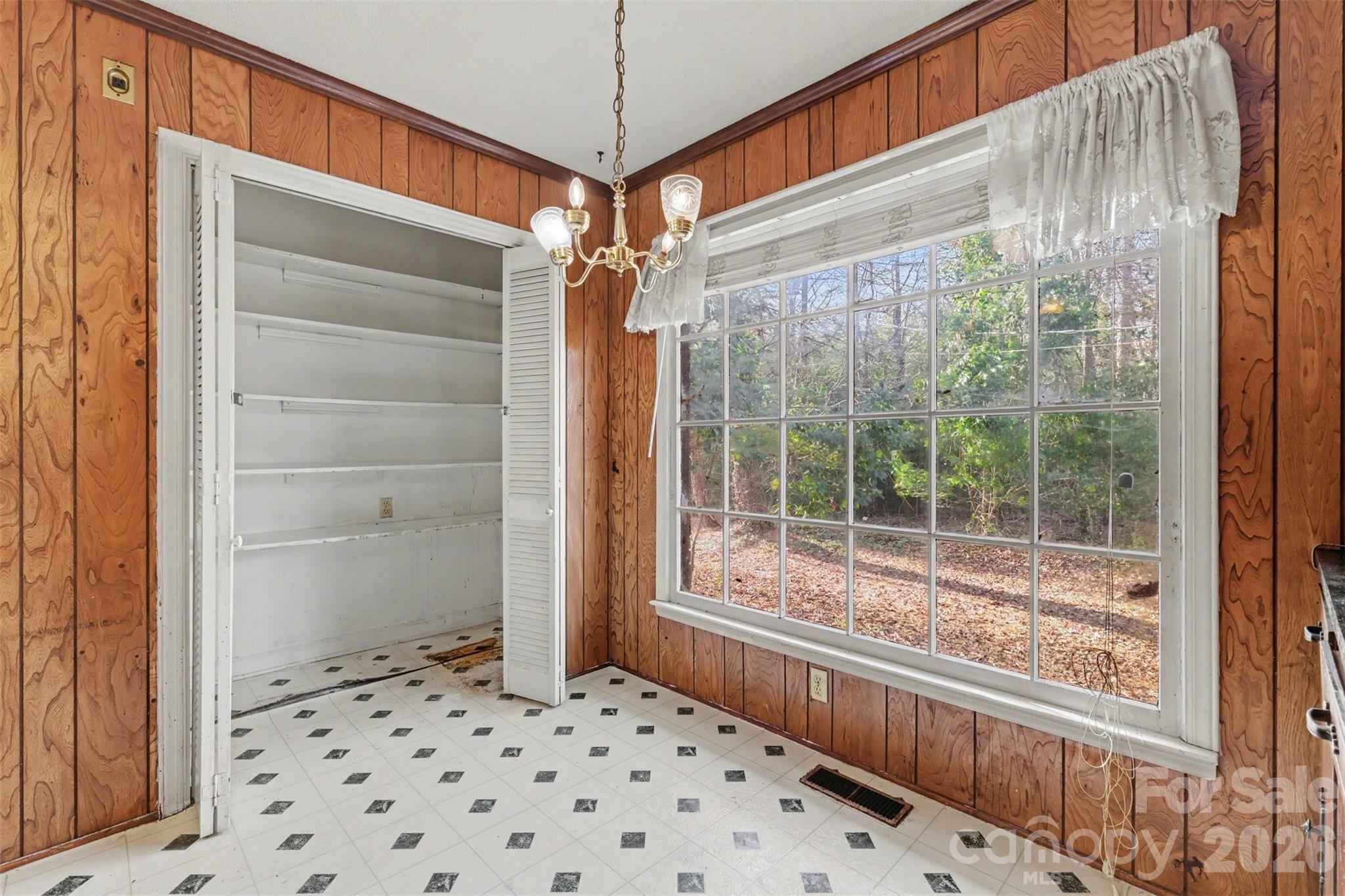 7014 Delisa Drive