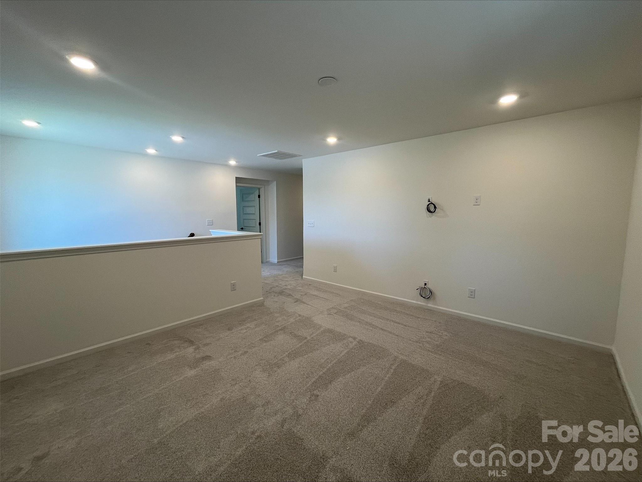 2001 Quiet Woods Road Unit: 153