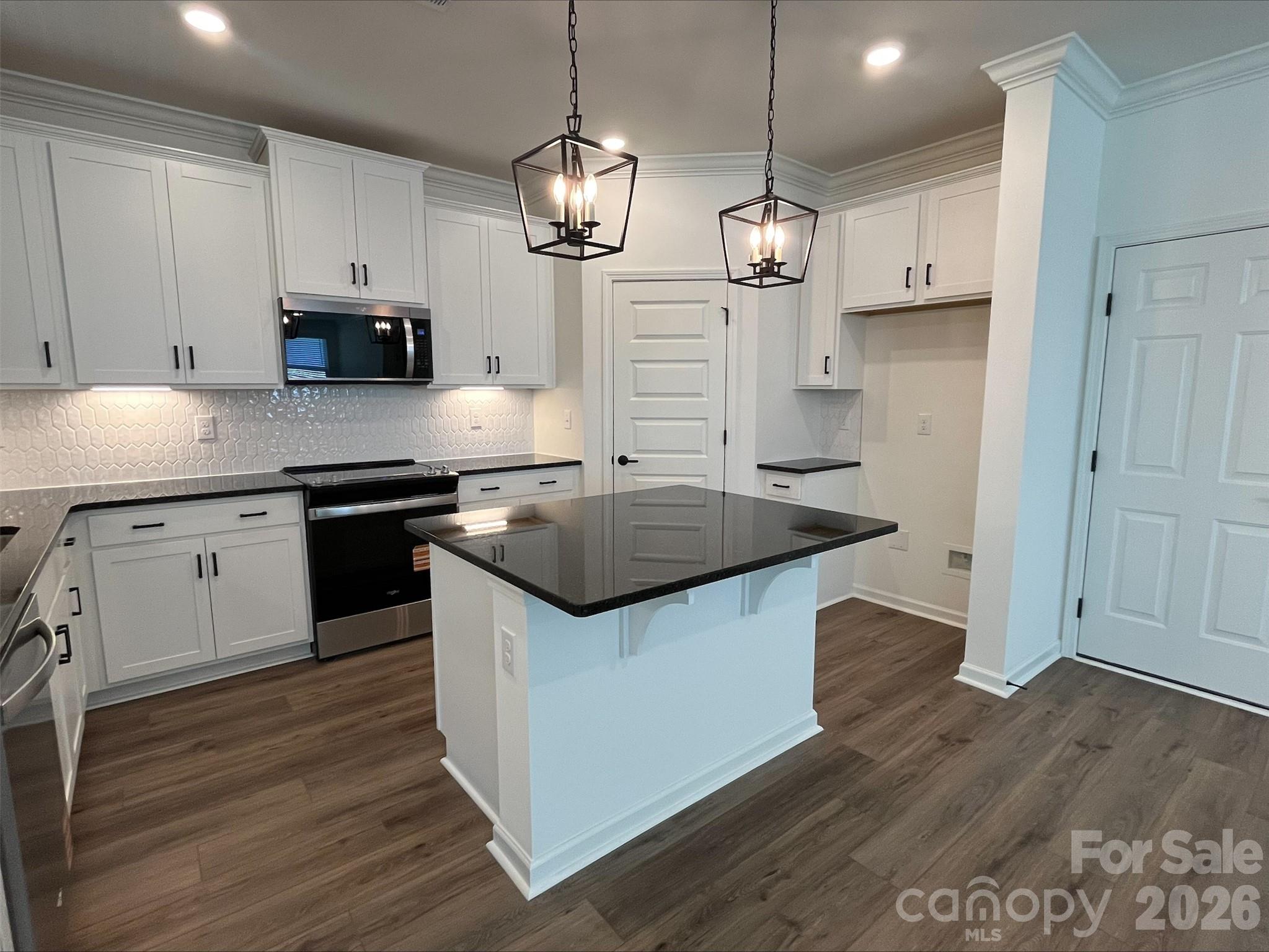 2001 Quiet Woods Road Unit: 153