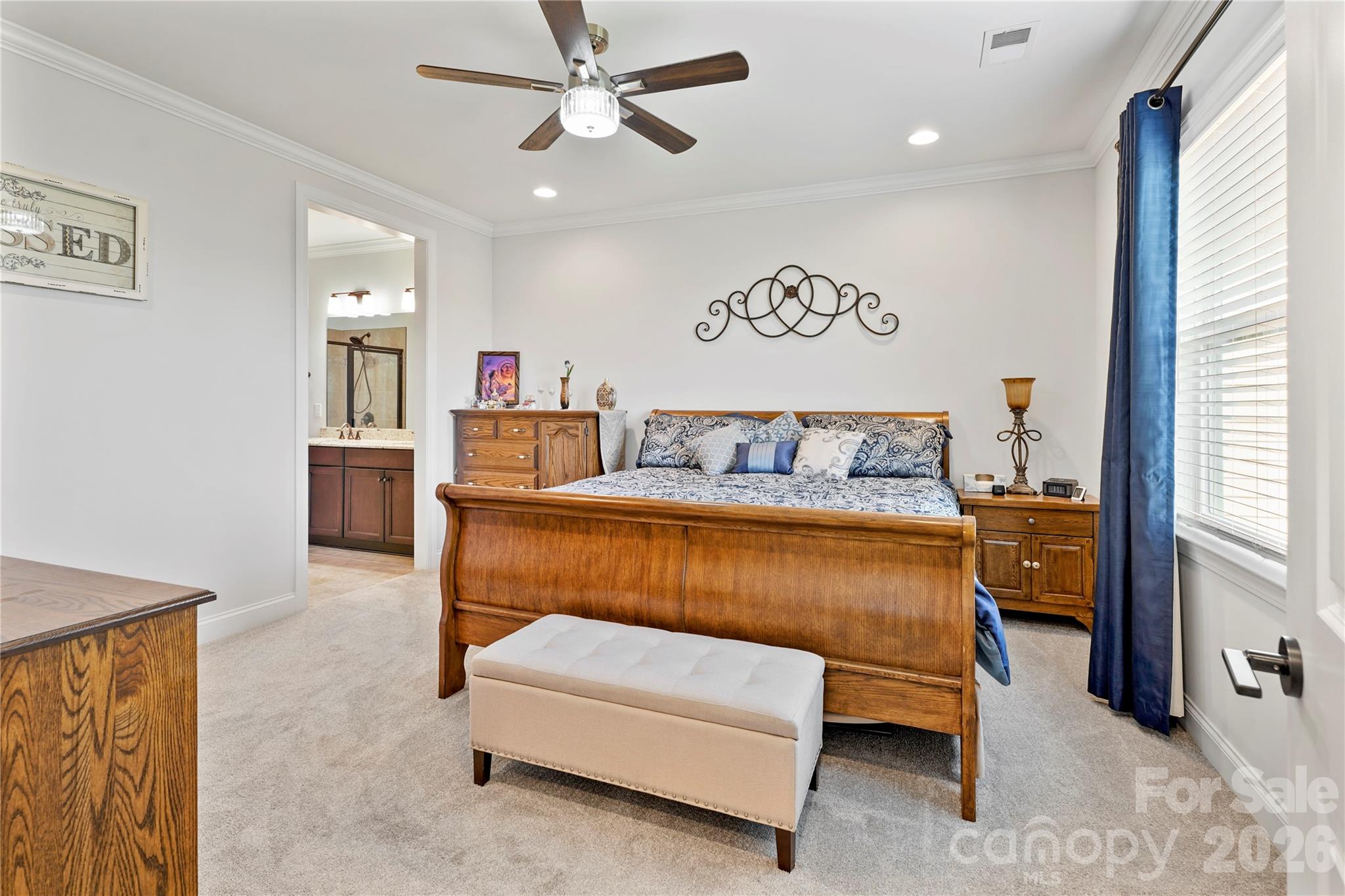 445 Bowline Drive