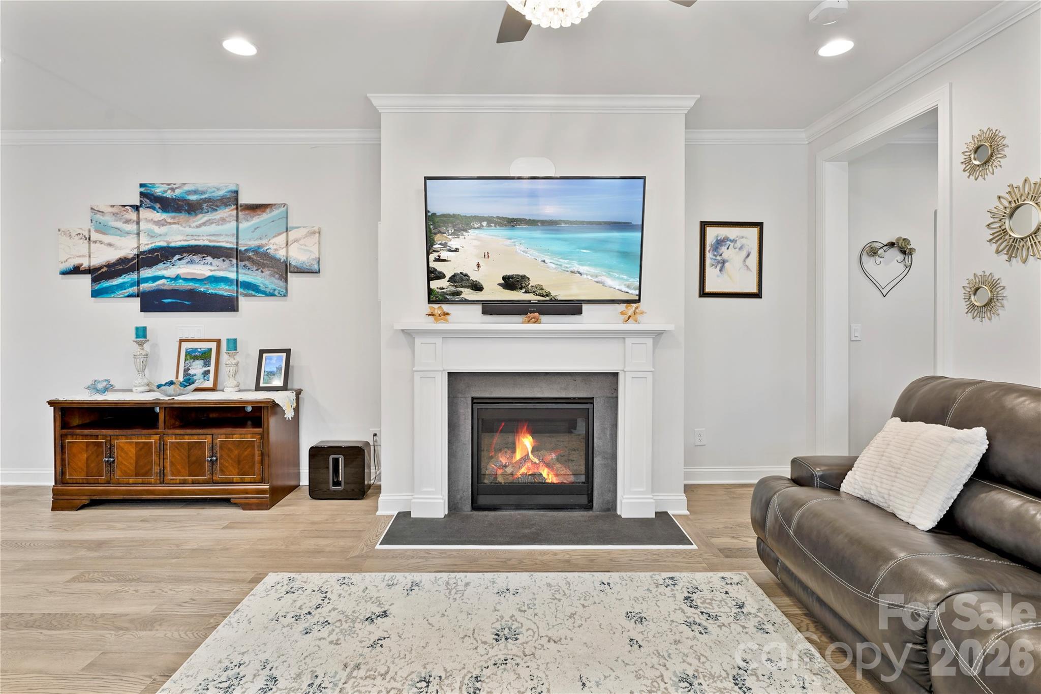 445 Bowline Drive