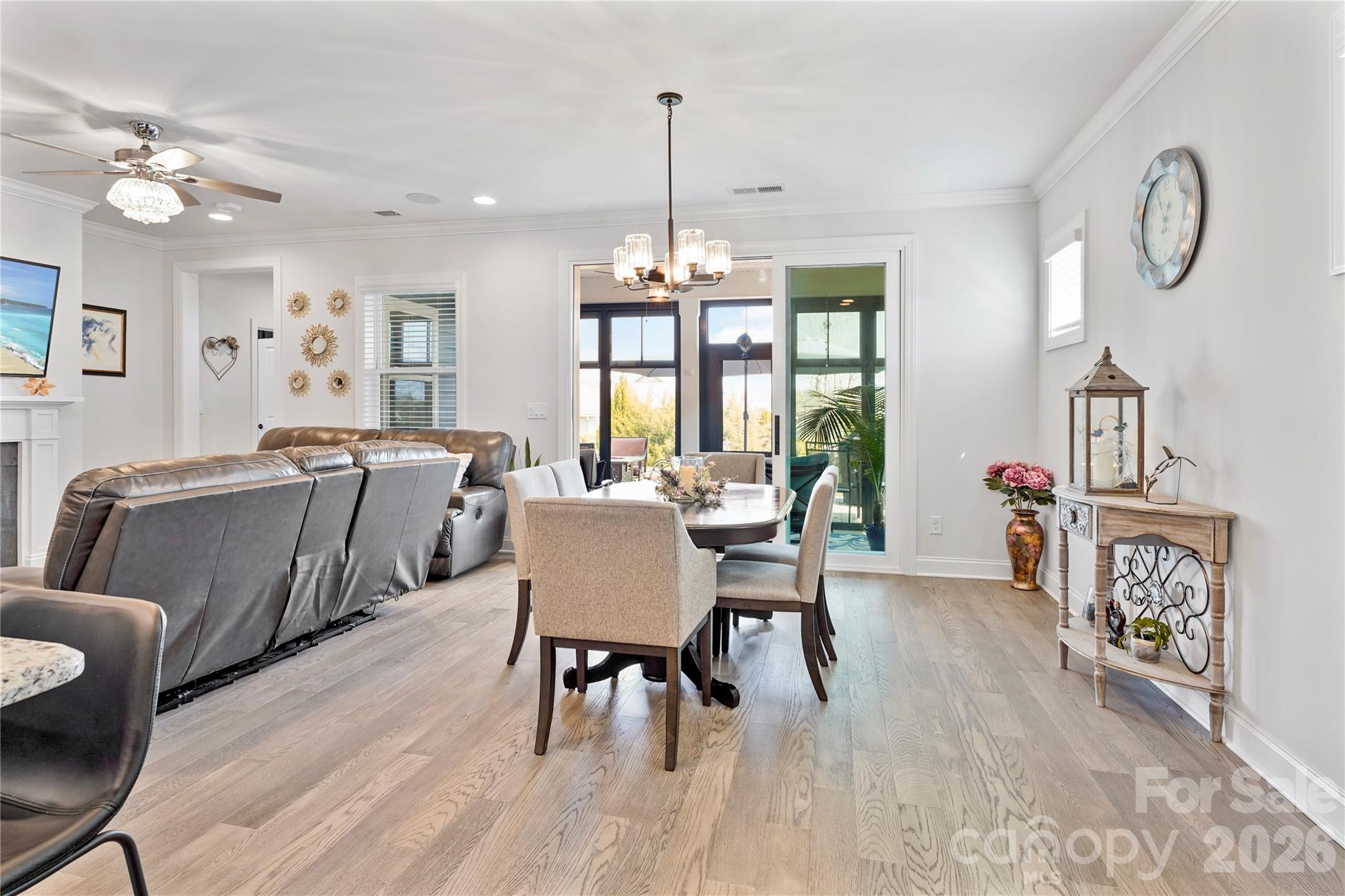 445 Bowline Drive