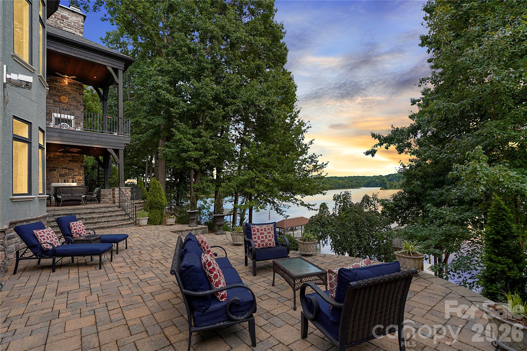 3255 Lake Pointe Drive