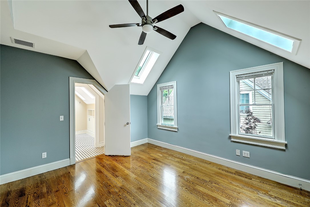 156 Sixth Street 3