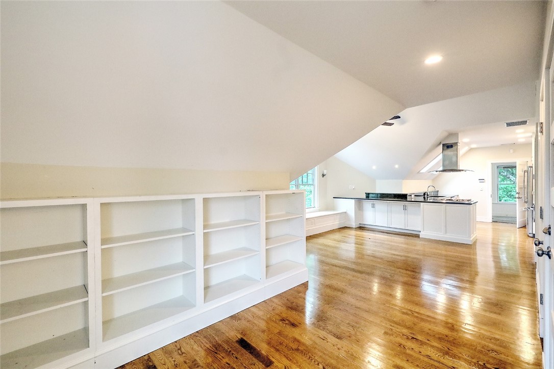 156 Sixth Street 3