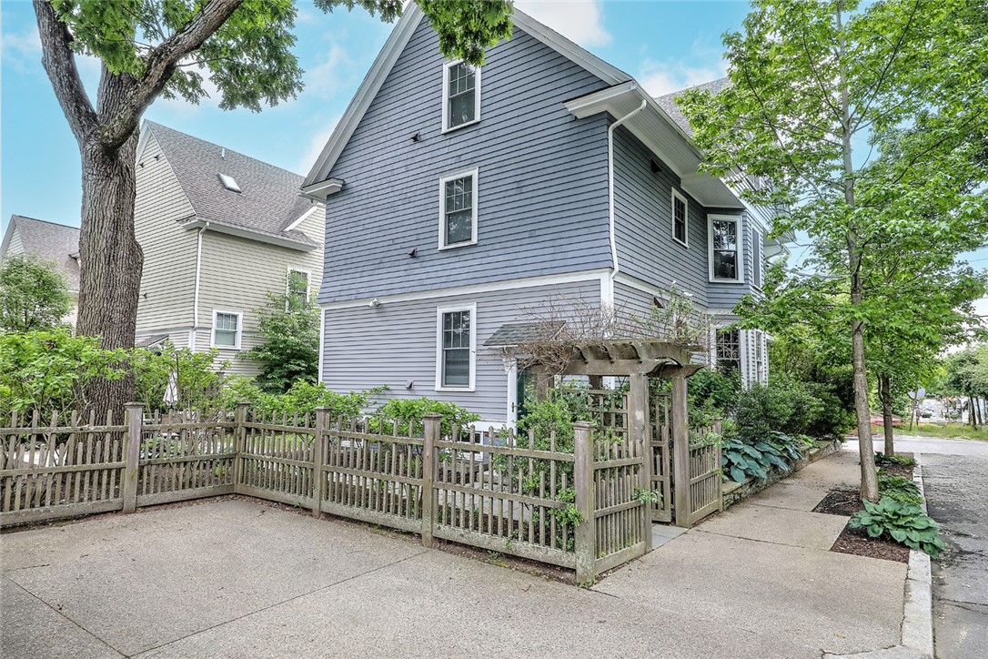 156 Sixth Street 3