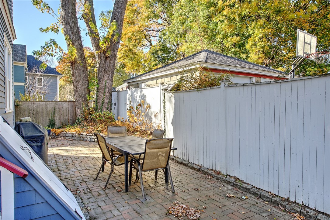 119 Arnold Avenue