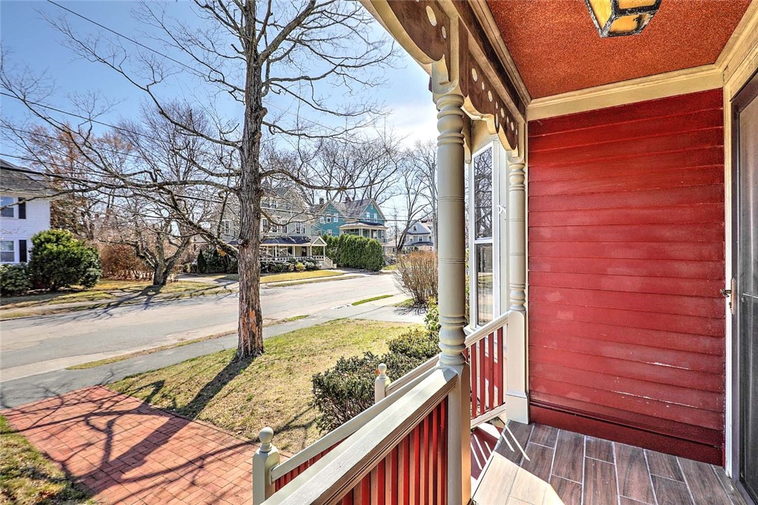 81 Arnold Avenue