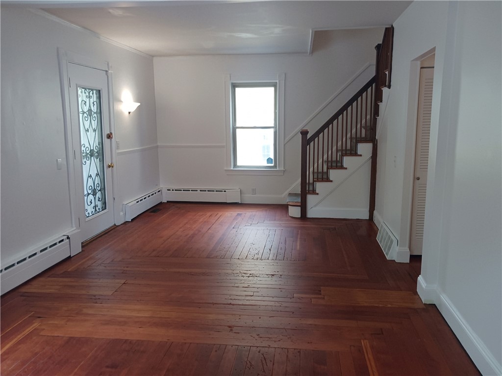 19 Vassar Avenue