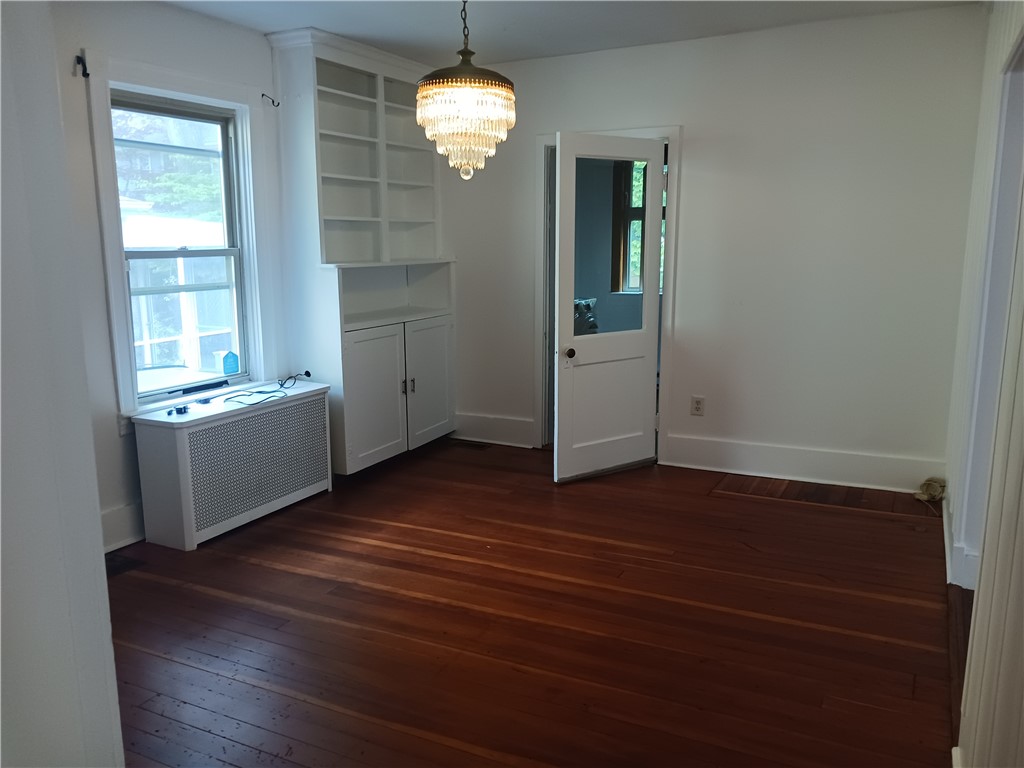 19 Vassar Avenue
