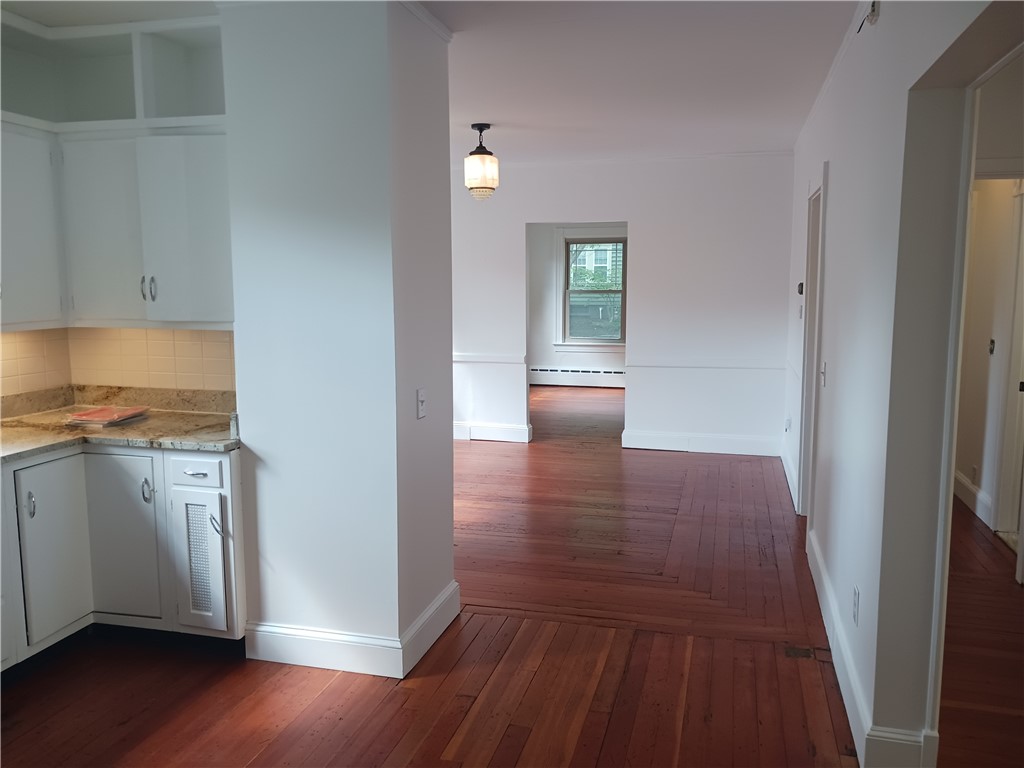 19 Vassar Avenue