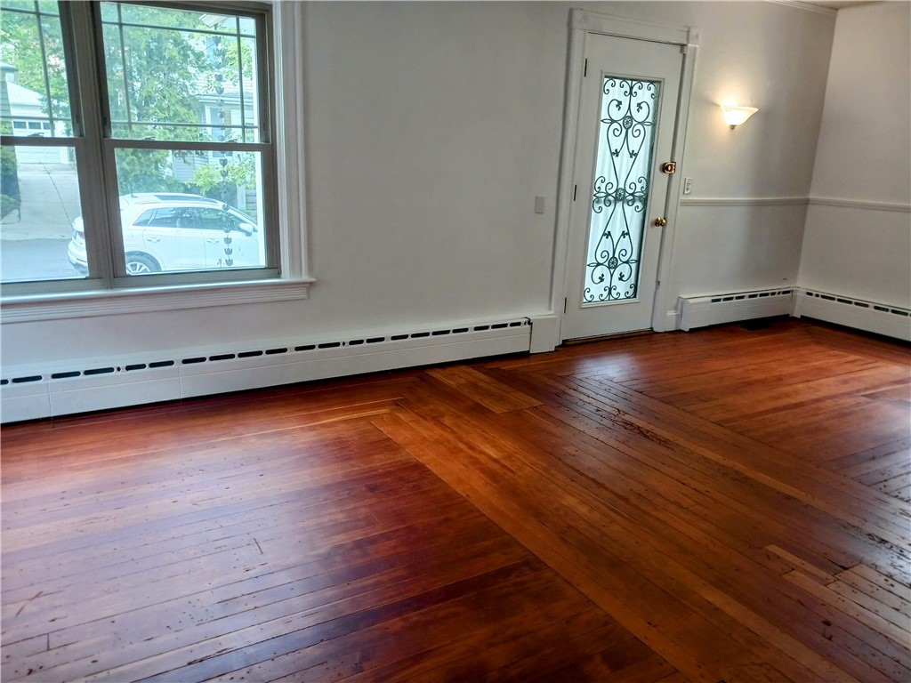 19 Vassar Avenue