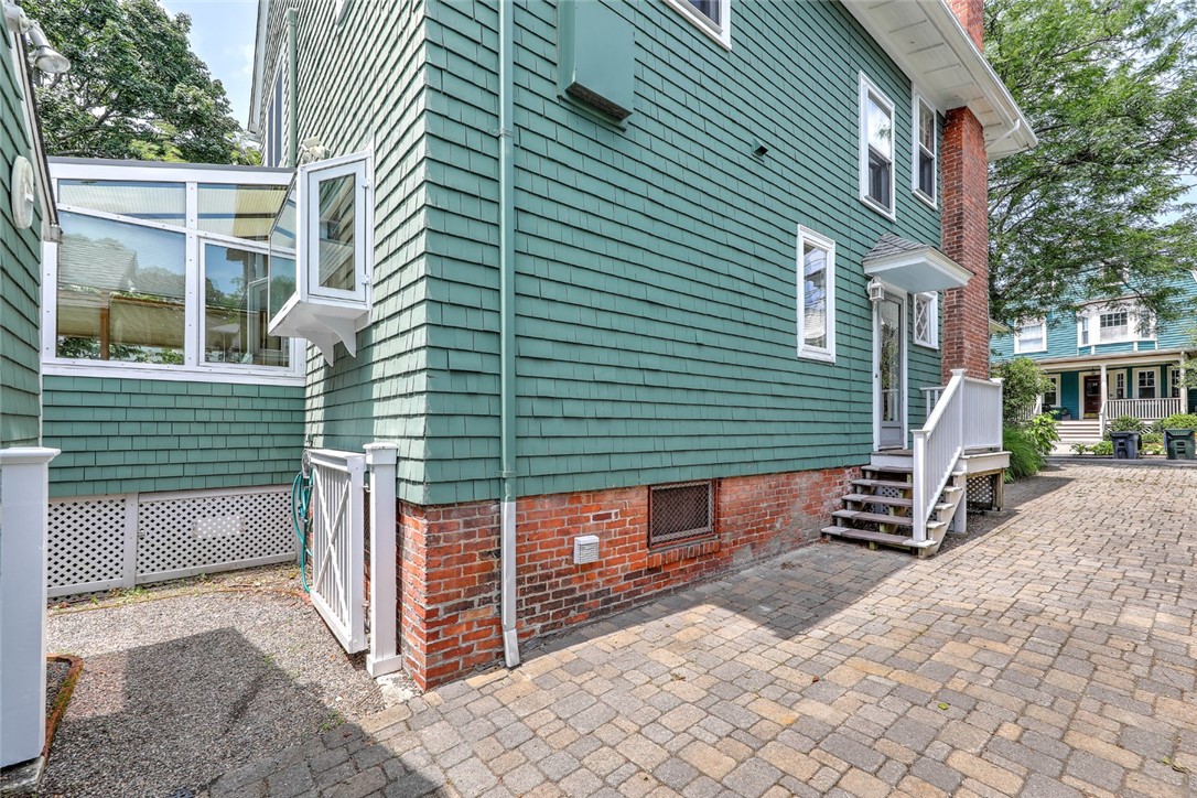 7 Doane Avenue