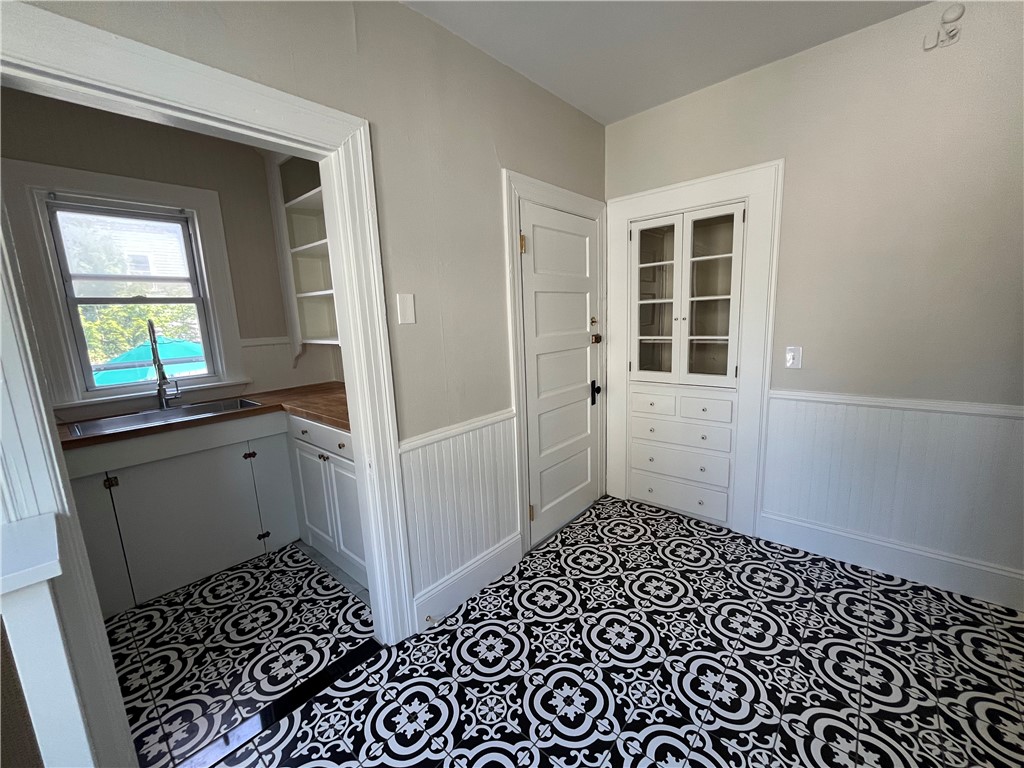 224 Rochambeau Avenue 1