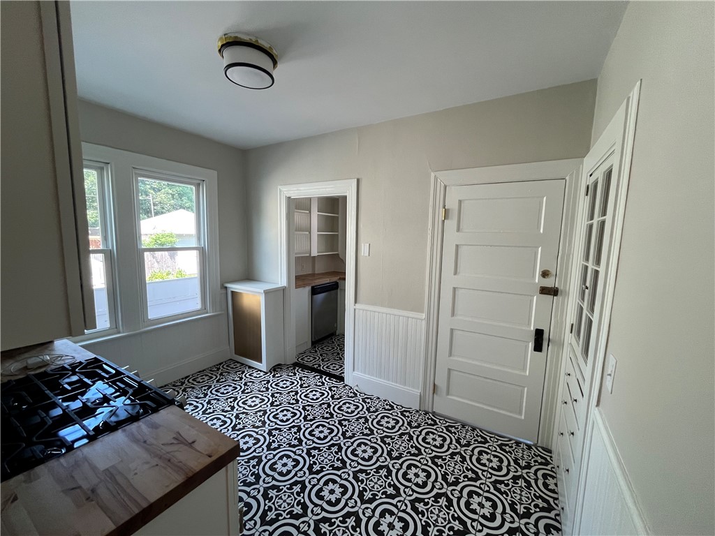 224 Rochambeau Avenue 1