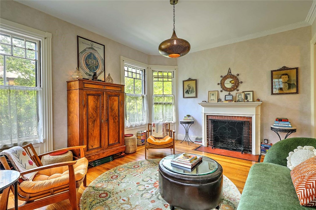 26 Diman Place 26