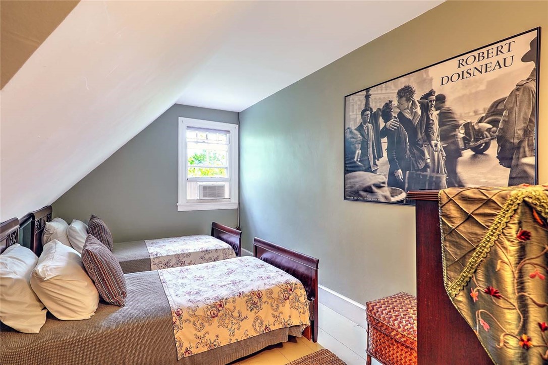 26 Diman Place 26