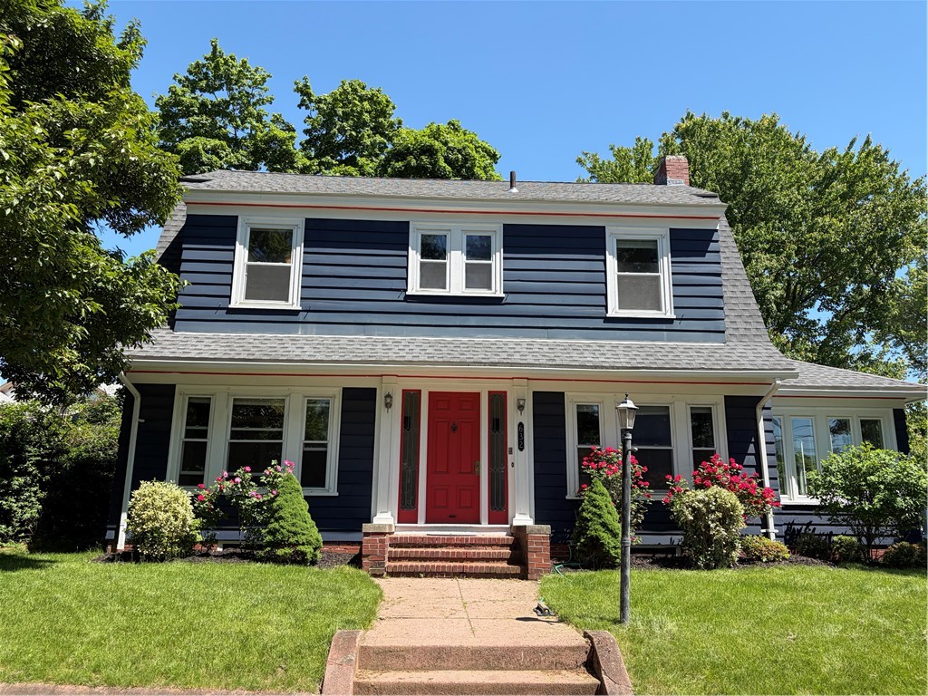 632 East Avenue