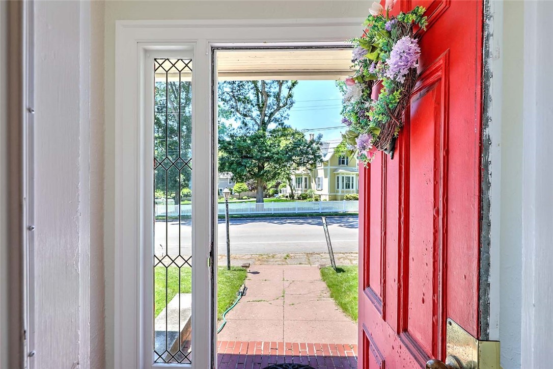 632 East Avenue